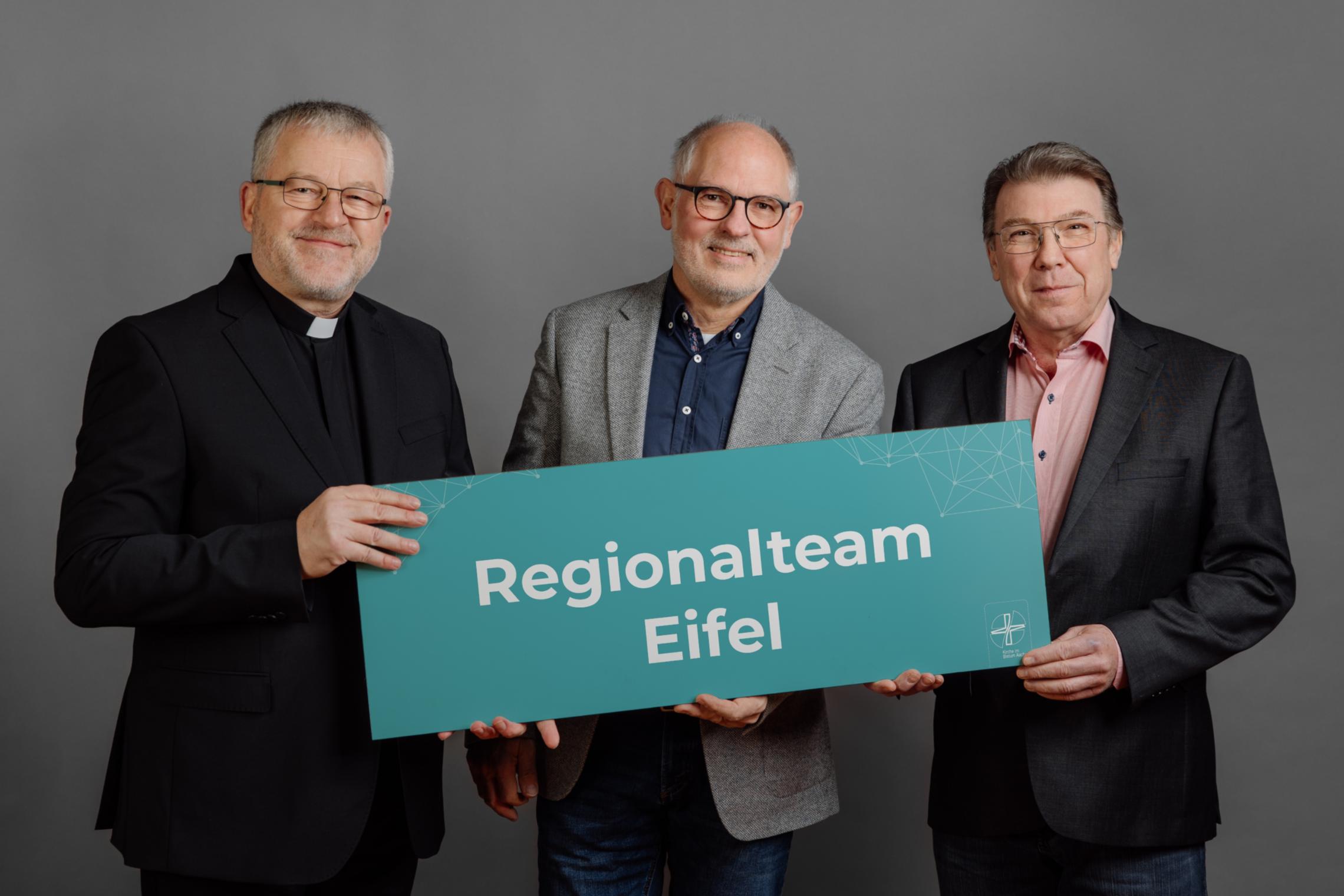 Regionalteams 2023 - 2027 - Regionalteam Eifel, (v.l.) Regionalvikar Pater Wieslaw Kaczor SDS, Georg Nilles, Erich Dederichs